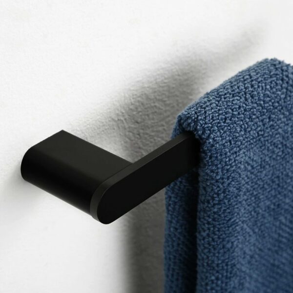 Toalleros negros 4 Modern Stainless Steel Towel Poles In Matte Black - Imagen 2