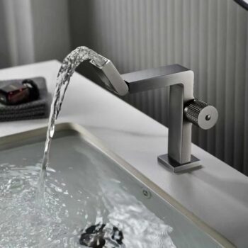Low Style Brass Basin Tap Faucet With Adjustable Water Spout