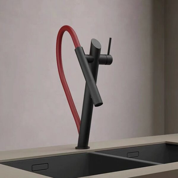 9B0D4E45 EE29 4673 AAA3 5301C0FDA3B2 Brass Luxury Kitchen Mixer Innovative Streamlined Design - 图片 10
